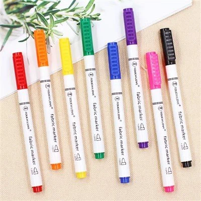 8 kleuren permanente textielmarker